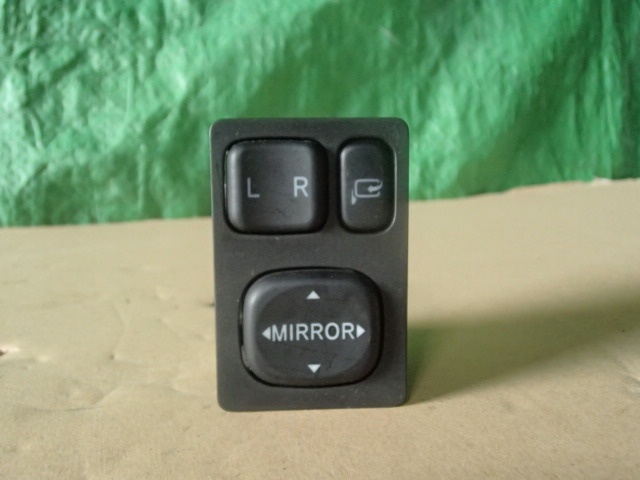 Y【2525】平成17年式 ムーブ L150S ドアミラースイッチ 183614拍卖