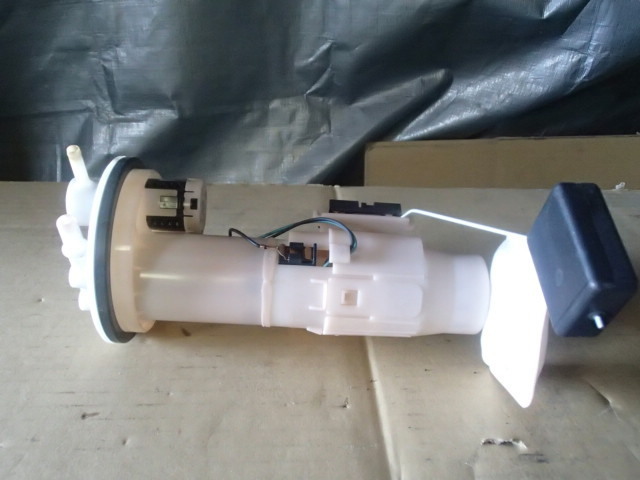【2593】平成27年式 デイズルークス B21A 3B201 フューエルポンプ 燃料ポンプ 17660A530 UC-T358BMU5 17020-6A00H拍卖
