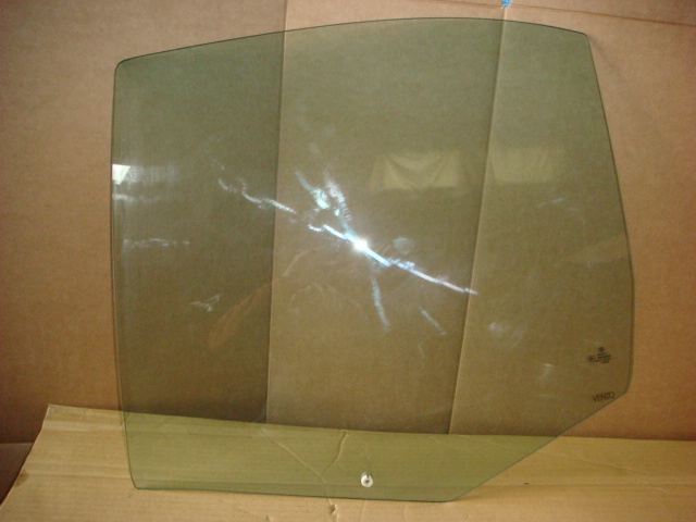 【2204】平成15年式 GH-1JAQN VW フォルクスワーゲン ボーラ 左後ろドアガラス 左リアドアガス ドアガラス 拍卖