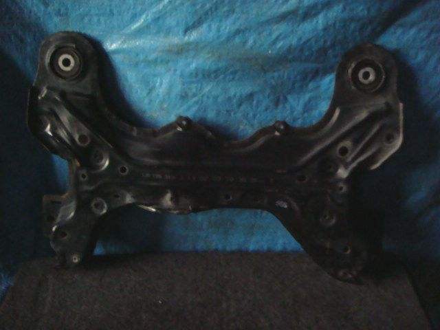 【2204】平成15年式 GH-1JAQN VW フォルクスワーゲン ボーラ エンジンメンバー拍卖