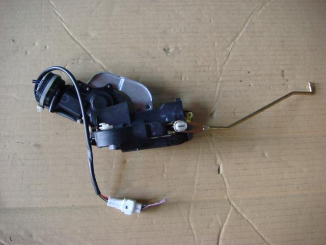 【2205】平成10年式 TD52W エスクード 左前ドアロック 左フロントドアロック拍卖