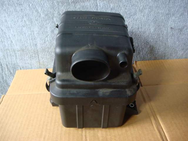 【2252】平成18年式 EBD-DA63T キャリィ エアクリーナーボックス拍卖