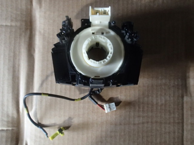 【2567】平成14年式 セレナ UA-TC24 スパイラルケーブル拍卖