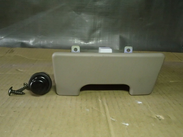 【2560】平成15年式 リバティ UA-RM12 灰皿 ハイザラ シガーライター 68810-WF100 棚Y1拍卖