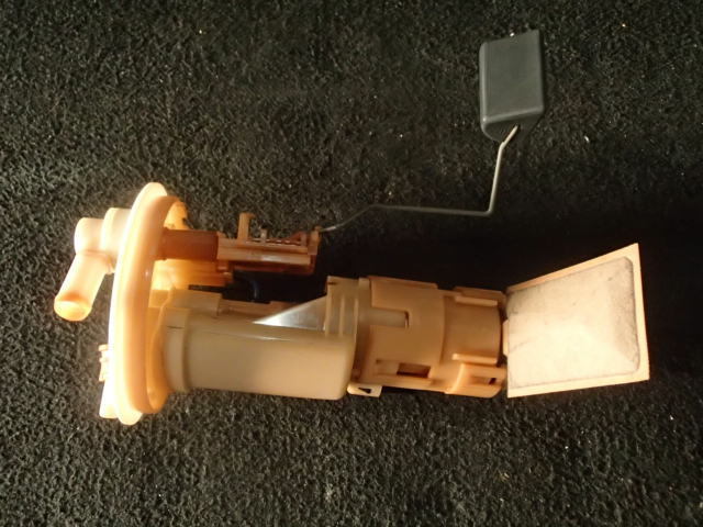 【2558】平成15年式 ムーブ UA-L150S EFVE フューエルポンプ 燃料ポンプ 23210-B2010 101961-8341拍卖