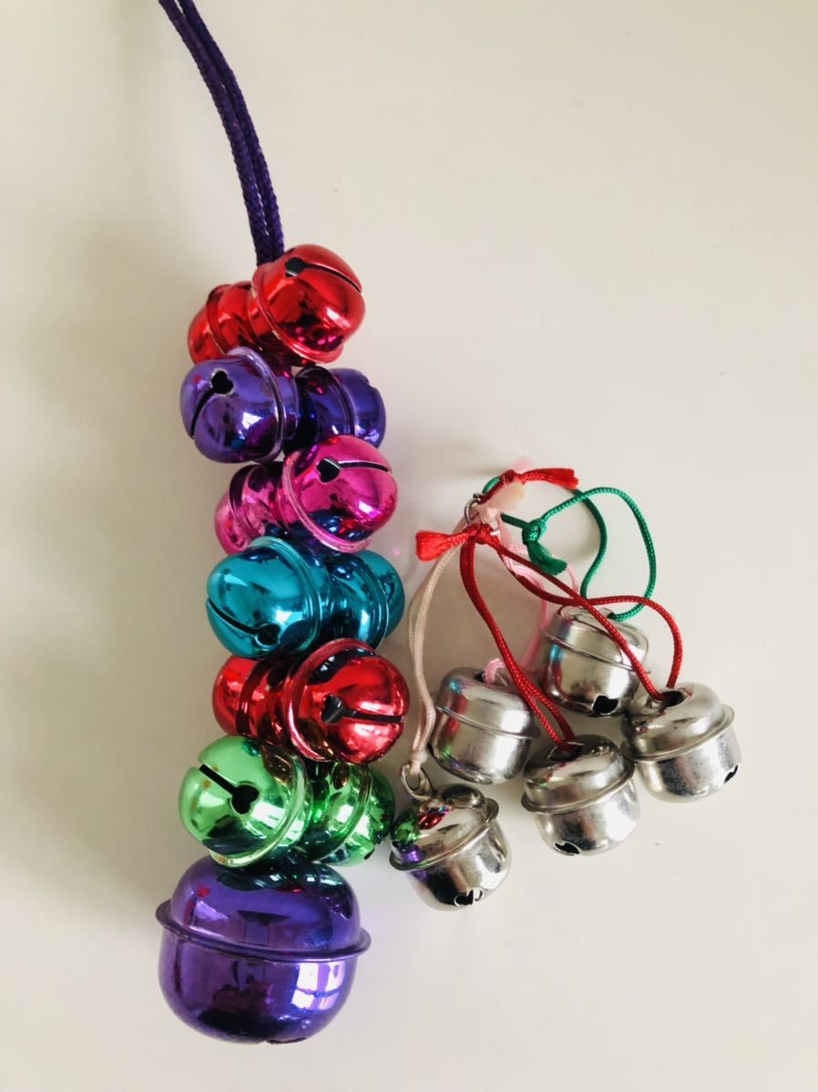 鈴 カラフルな13個繋がった鈴&鈴5個拍卖