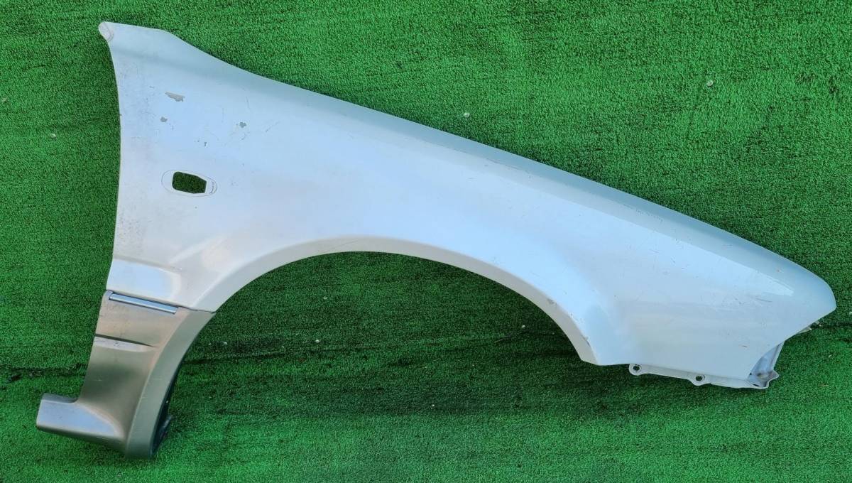 ミツビシ シグマ F12A フェンダー 右拍卖