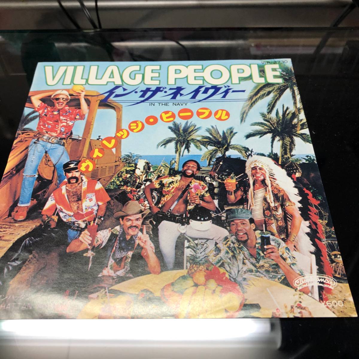 中古シングルレコード Village People ヴィレッジ・ピープル In The Navy イン・ザ・ネイヴィー 日本盤 VIP-2730拍卖