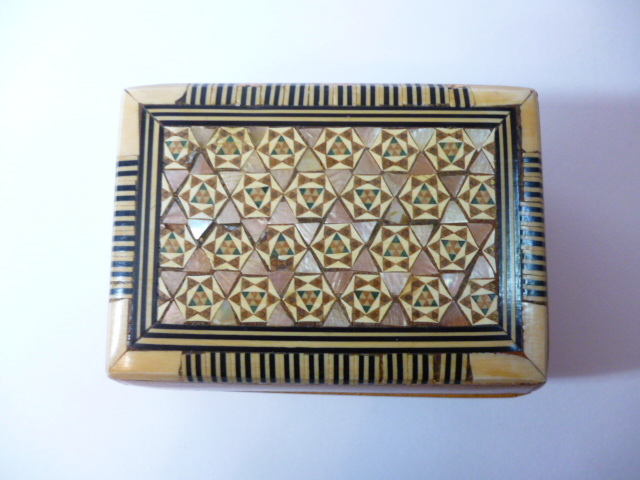 ξ ヴィンテージ シェル象嵌 小箱 小物入れ ξ アクセサリー ケース 木象嵌 寄木細工 象嵌拍卖