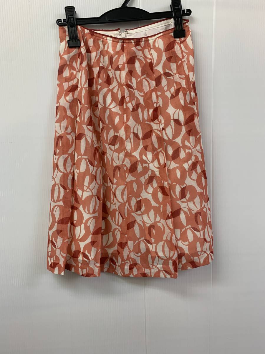 x526★J.PRESS 総柄膝丈スカート  サイズW59-63 H87-91★拍卖