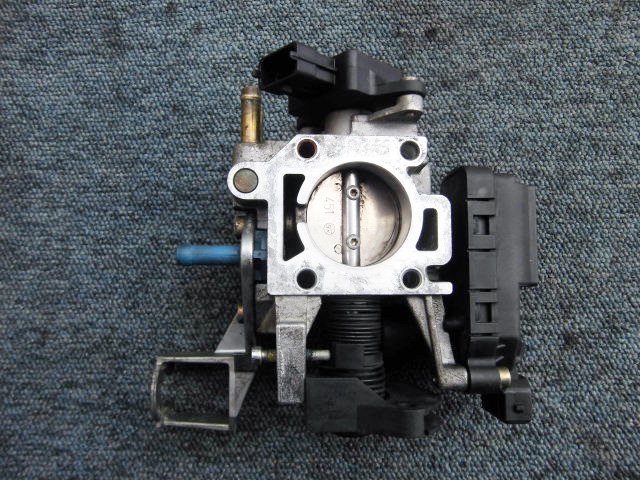 ★ オペル ヴィータ XG 99年 XG120 スロットルボディ/スロボ (在庫No:A12732) (5880)拍卖