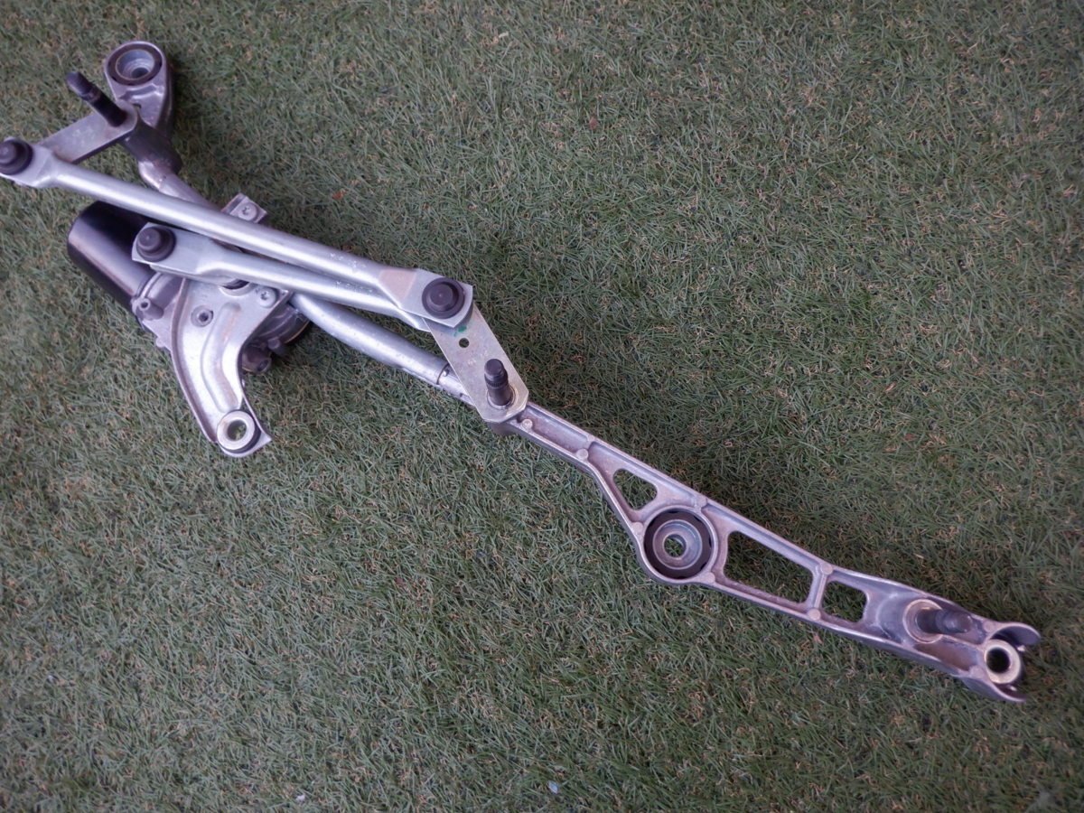 ベンツ純正 W447 Vクラス V220d フロントワイパーモーター アームモーター ワイパーリンク W000051187 22-1-158拍卖