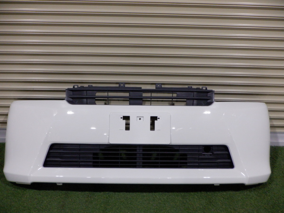 新車外し 純正 S403M S413M タウンエース バン S403V S413V グランマックス カーゴ 後期 フロントバンパー ホワイト W09 52119-BZP60拍卖