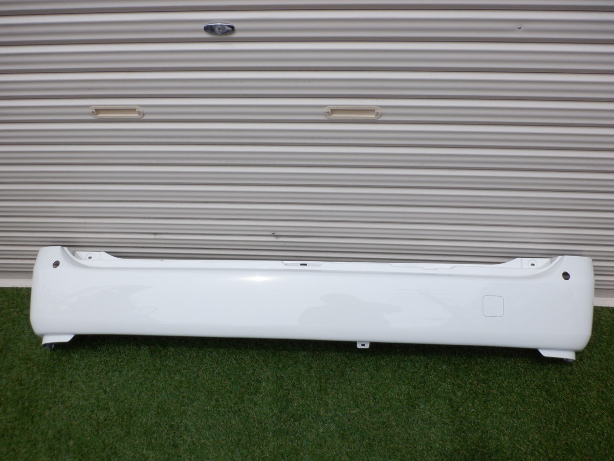新車外し トヨタ純正 S403M S403U S413M S413U タウンエース ライトエース 後期 リアバンパー 白W09 52159-BZL00 52159-BZL60 21-5-10拍卖