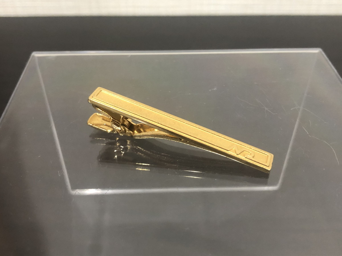 ■【YS-1】 ニナリッチ タイピン ■ 金色 全長5,5cm 幅0,5cm ■ ドイツ製 NINARICCI 【東京発 手渡し可能】K■拍卖