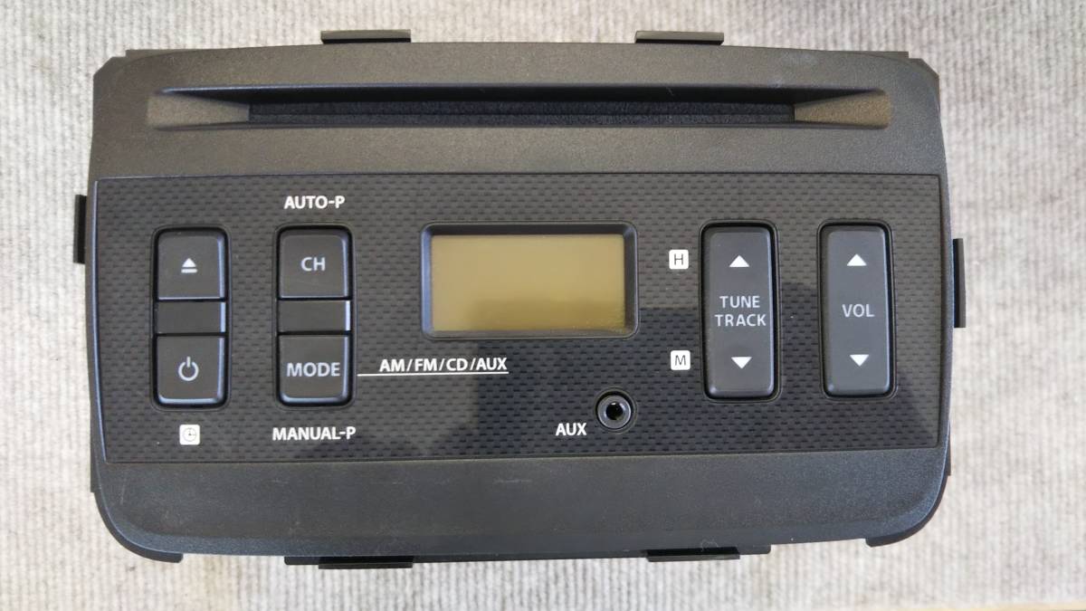 スズキ エブリー AM/FM/CD/AUX付 純正オーディオ 5拍卖