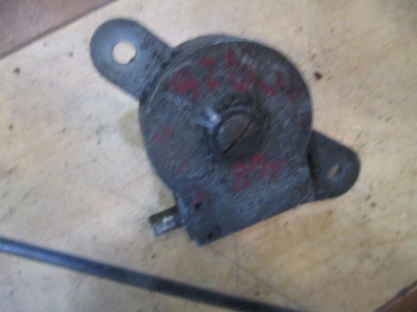 ■ポルシェ 928S4 サンルーフモーターギアボックス 中古 627646796 部品取あり スライディングルーフ 911 930 964 993 ■拍卖