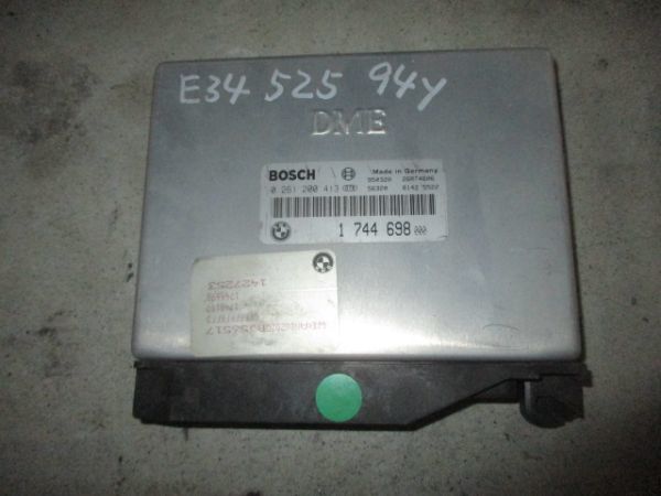 ■BMW E34 525 エンジンコンピューター 中古 0261200413 1744698 1427253 部品取あり コントロールユニット モジュール ECU ECM DME ■拍卖