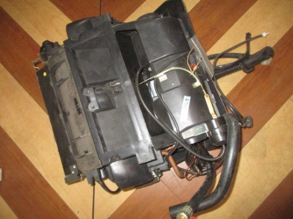 ■フェラーリ テスタロッサ エバポレーターケース 中古 134131 部品取あり ブロアモーター エバポ ボックス エアコン ヒーター ■拍卖