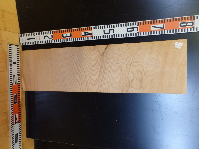 b2050165 杉●約21cm×77.5cm×厚1cm☆無垢板1枚板 木材 板 DIY 板材 天板 棚板 テーブル 看板 花台など種類豊富!拍卖