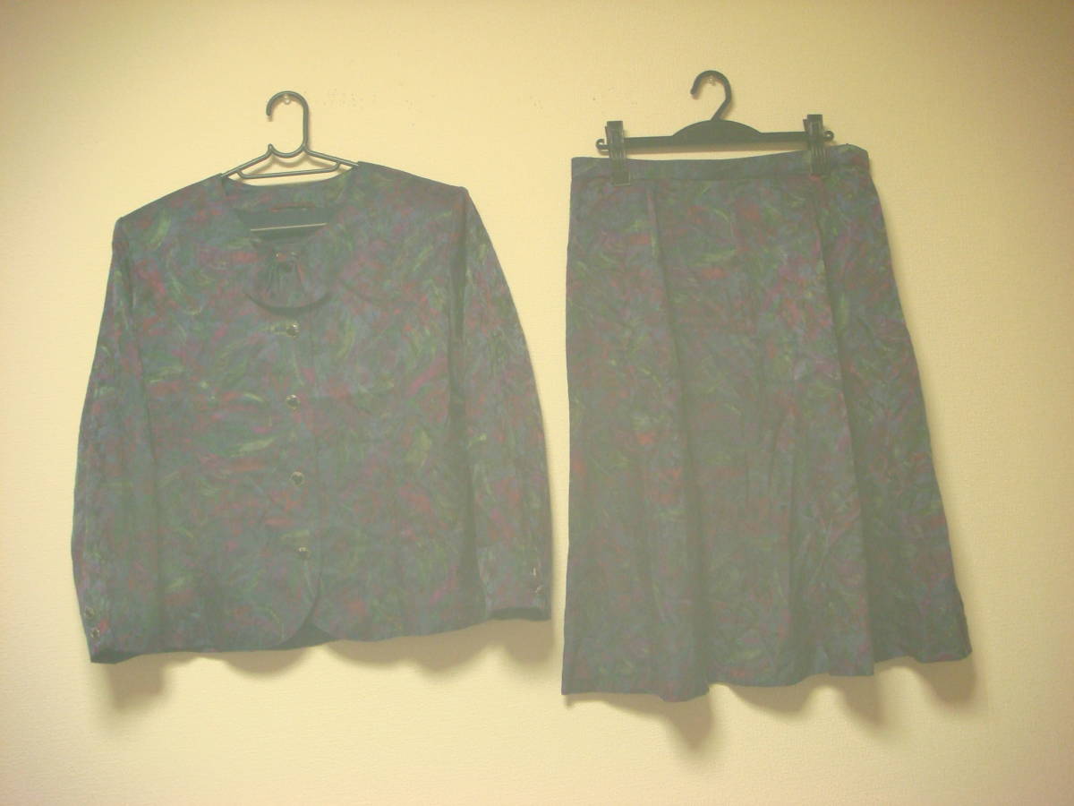 昭和レトロ 大きいサイズ おリボン付き デザイン セットアップ ジャケットブラウス&スカート 青紫系 LL3L拍卖