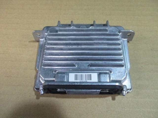 【A35030】◇ スズキ ハスラー MR41S 右HID バラスト拍卖