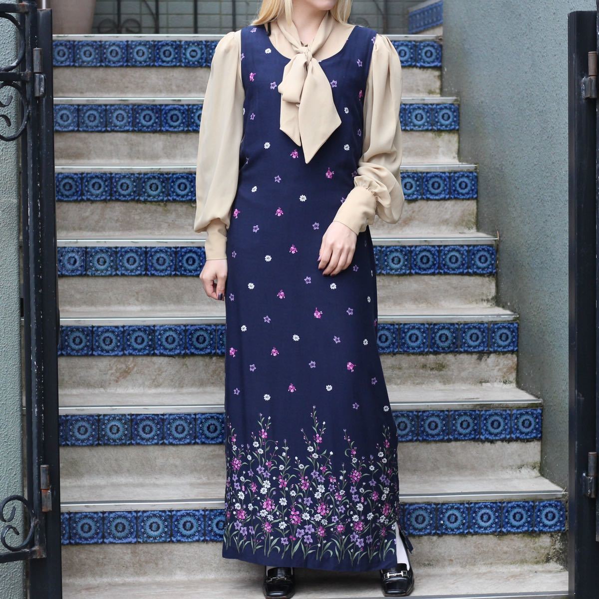 USA VINTAGE FLOWER PATTERNED RAYON NO SLEEVE ONE PIECE/アメリカ古着お花柄レーヨンノースリーブワンピース拍卖