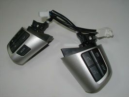 トヨタ純正 ステアリングスイッチ左右 オーリス 150系後期拍卖