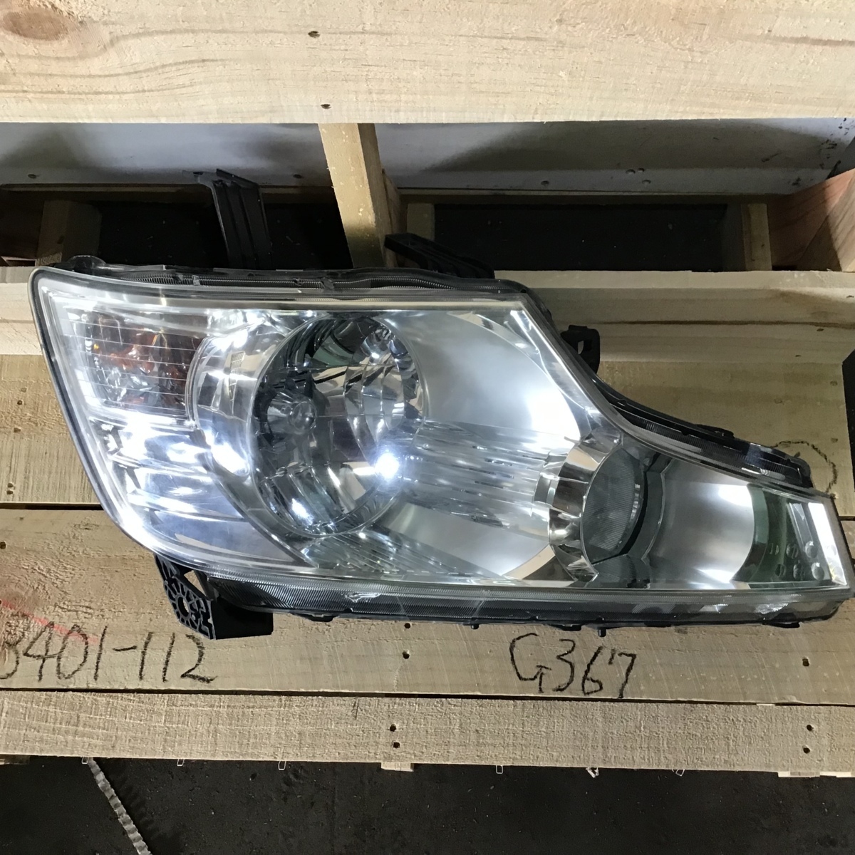 右 ヘッドライト ランプ ハロゲン ホンダ ステップワゴン RK1 平成21年式 16345 0010 KOITO 100-22010 中古拍卖
