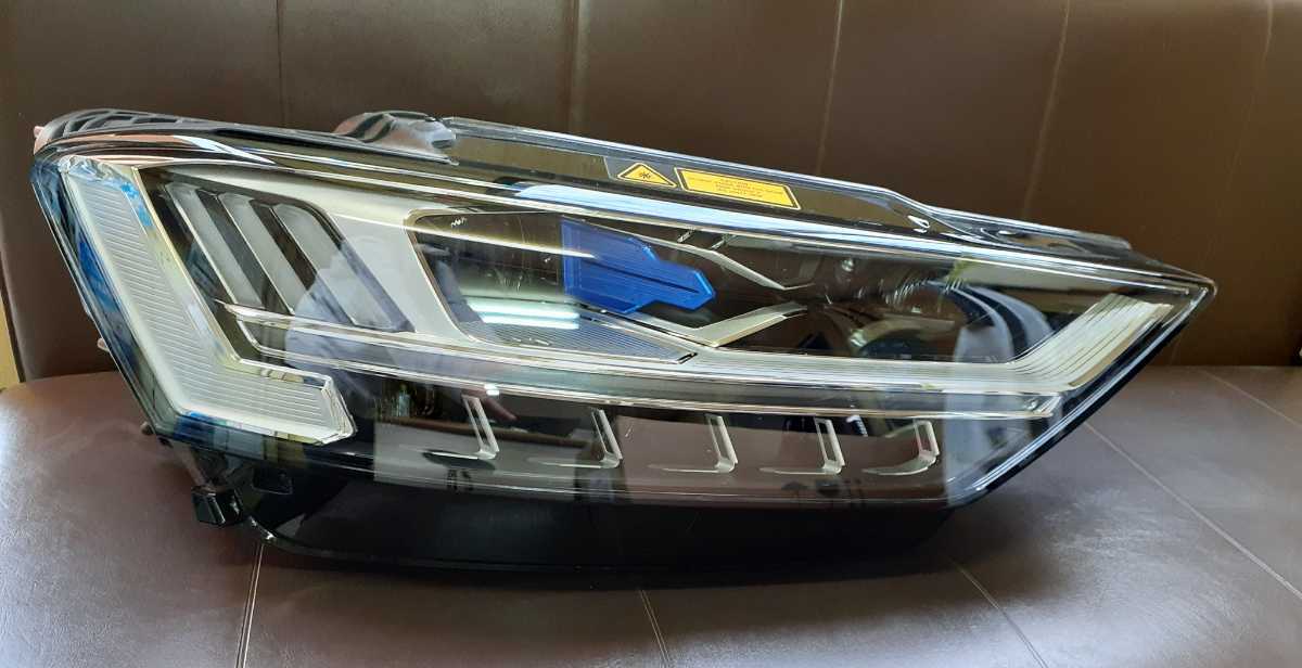 《美品》アウディ A8 純正 ヘッドライト 右側拍卖