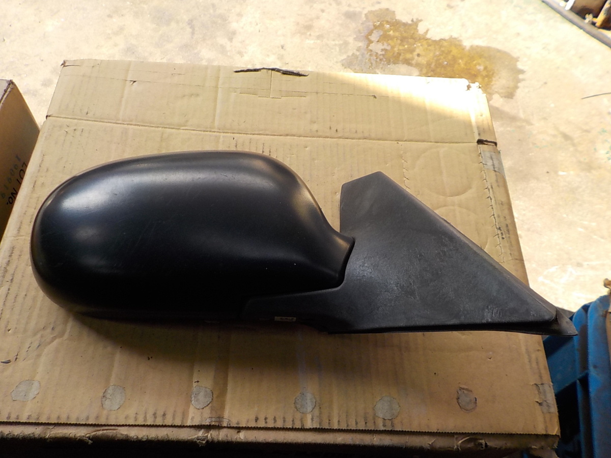 ADバン VY11 純正 ドアミラー 右 ICHIKO 8273拍卖