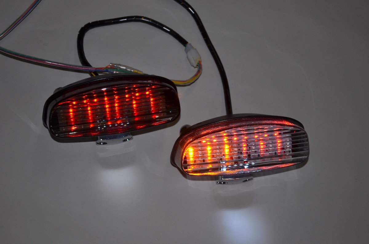 新品即決!ワルキューレ カスタムテールランプ ウインカー機能内蔵モデル 【クリアレンズ】拍卖