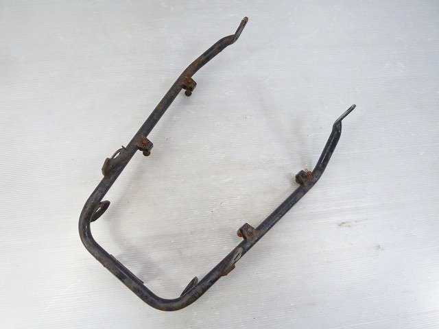 RG250ガンマ・GJ21B・5型★ウォルターウルフ★リアカウルステー・シートカウルステー★SJ8-65(100)拍卖