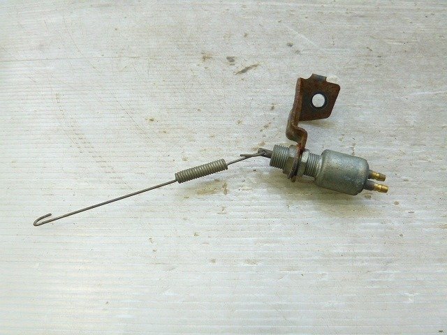 スズキ RG125・GT125(2型)★リアブレーキセンサー・動作未確認★SL7-58(60)拍卖