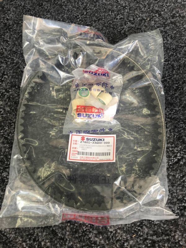 送料無料 台湾スズキ純正部品 アドレスV125G 駆動系Vベルト&ウエイトローラー 14or17g オーバーホールset 27601-33G00 CF46A拍卖