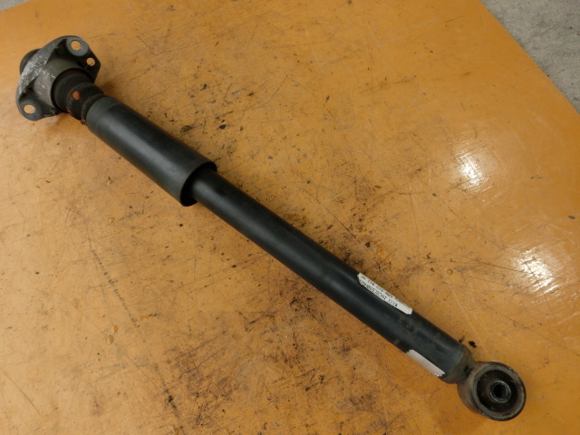アウディA1 左 アブソーバー 平成24年 DBA-8XCAX リア ショック 6R0512011 1.4TFSI 5ドア 8.8万km ii拍卖