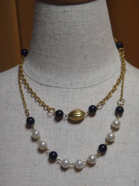 ネックレス 人口パールx黒xゴールド ビーズ チェーン拍卖
