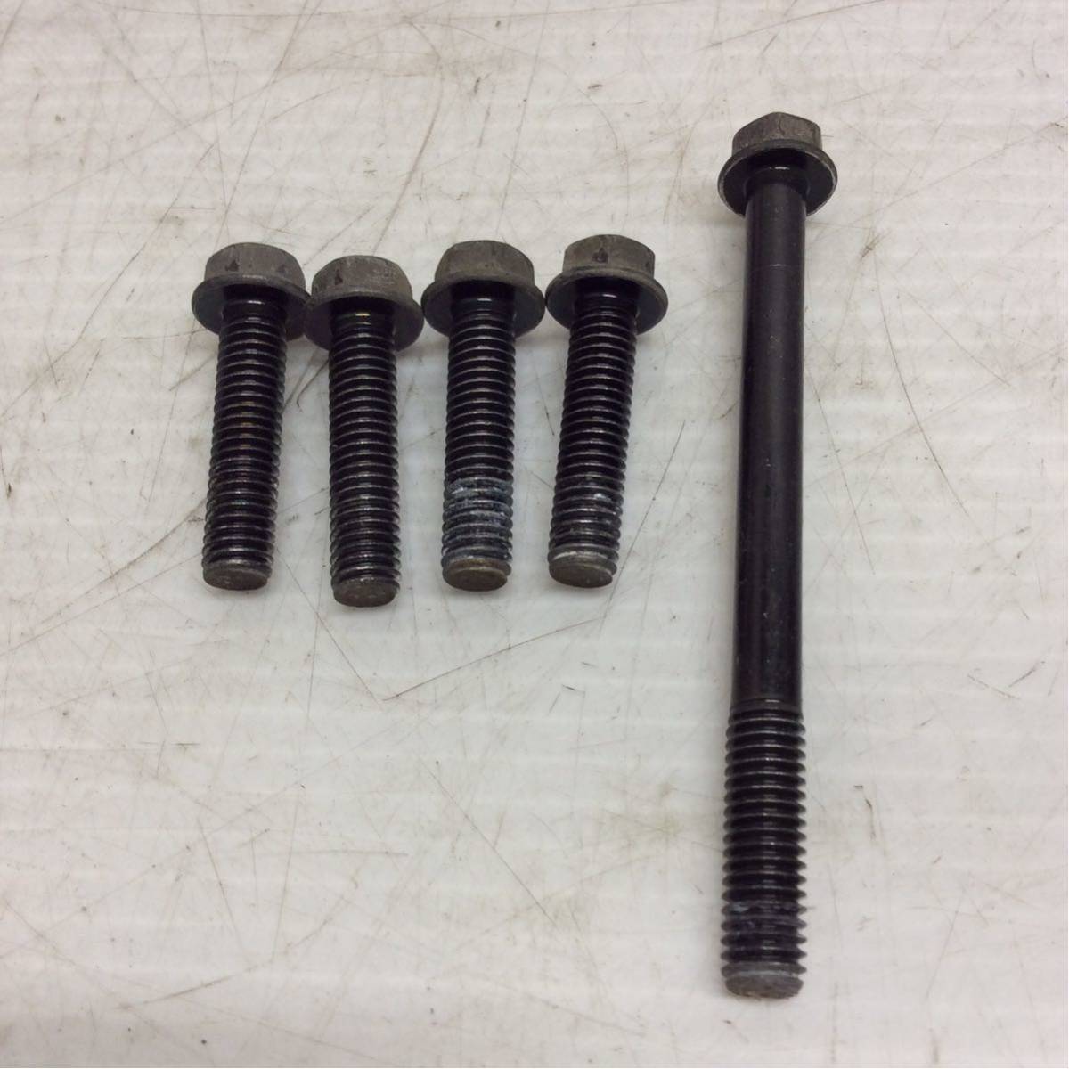 B31-61 スズキ レッツ4 CA45A クランクケースカバー ボルト セット 純正部品拍卖