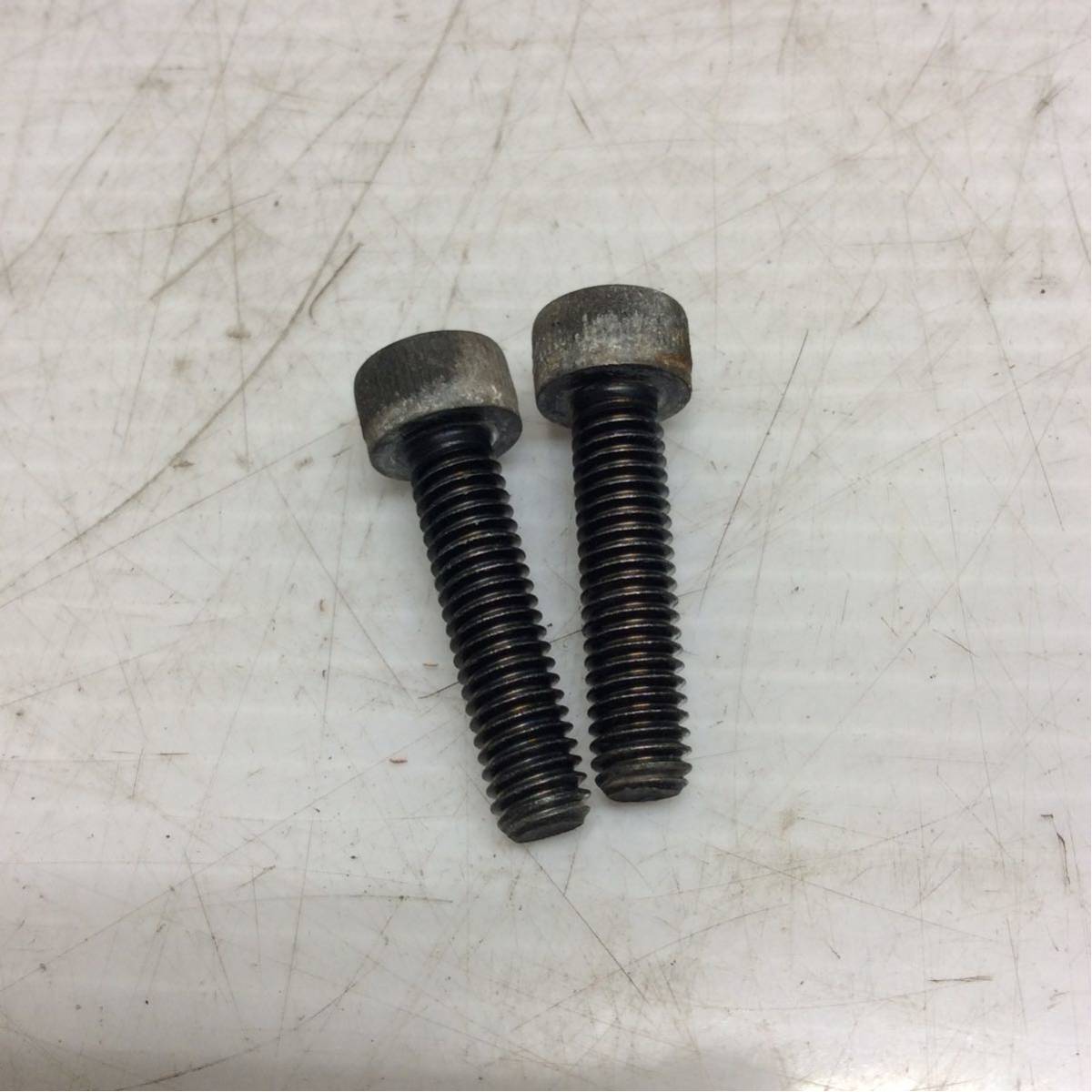 M06-11 スズキ レッツ4 CA45A インマニボルト キャブレター取付ボルト 純正部品拍卖