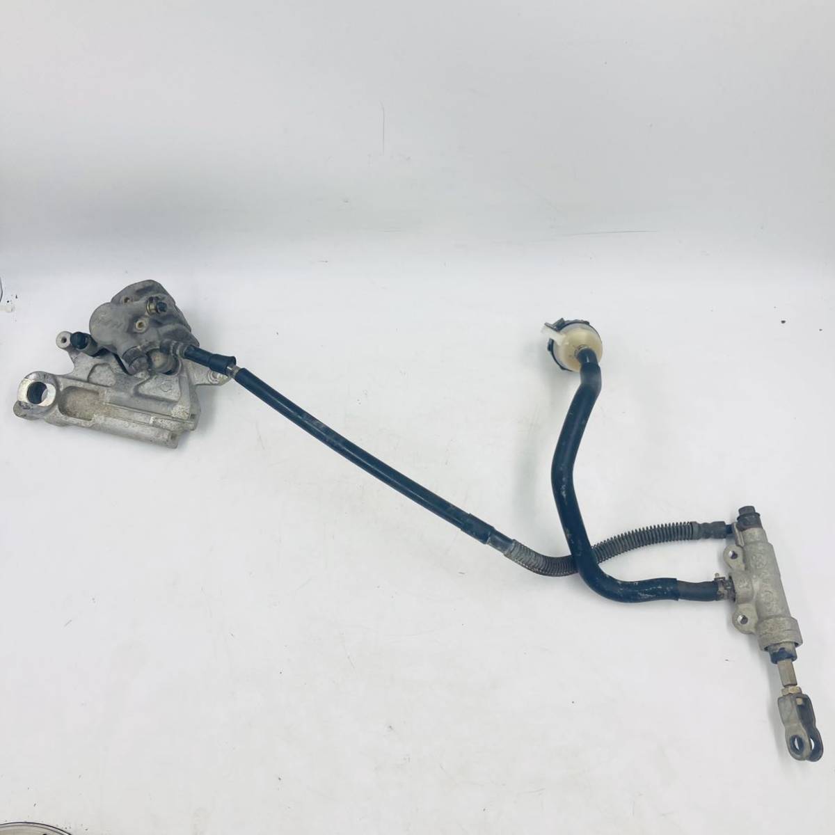 送料無料 ヤマハ TT250R 4GY-004〜 リアブレーキ キャリパー マスターシリンダー拍卖