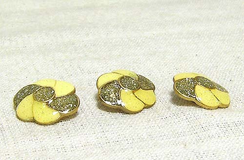 七宝焼きのきらきらボタン<ベージュのバラ>3個セット拍卖