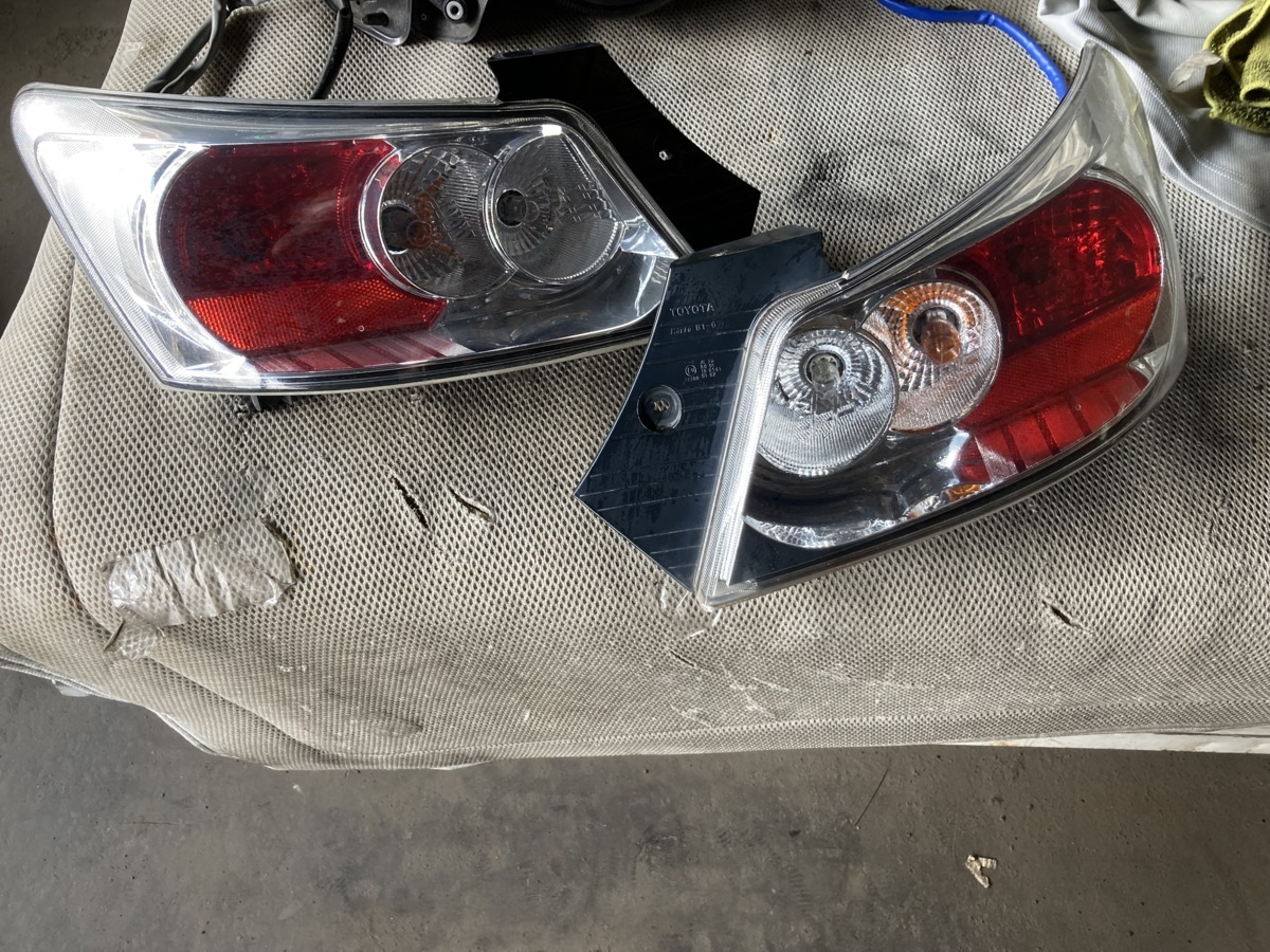 2006年 トヨタ bB QNC21 テールランプセット 4188拍卖