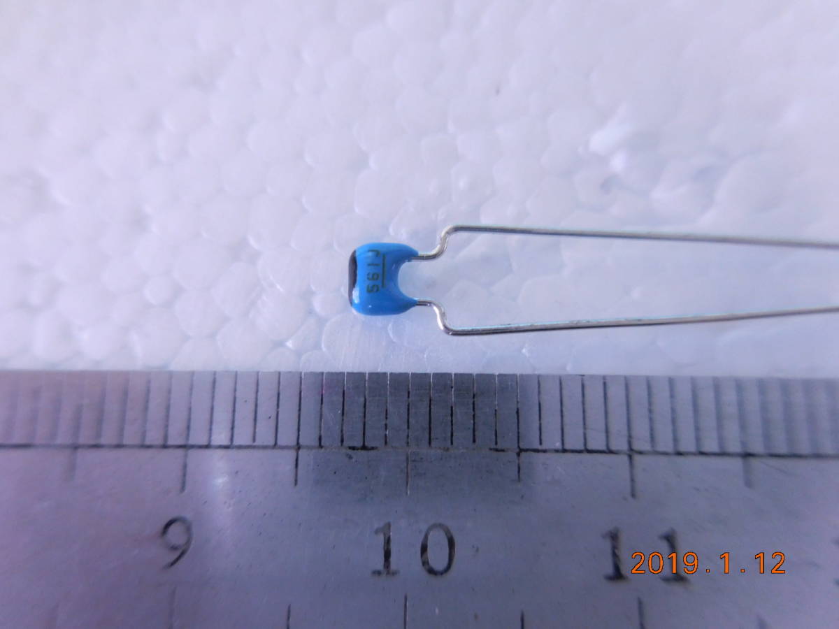 村田 セラミックコンデンサ 560pF 50VDC 50個入り  #59拍卖