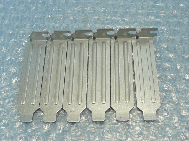 1JCG // Fujitsu PRIMERGY RX2520 M1 の 背面スロットカバー 80mm 6枚セット // 在庫4拍卖