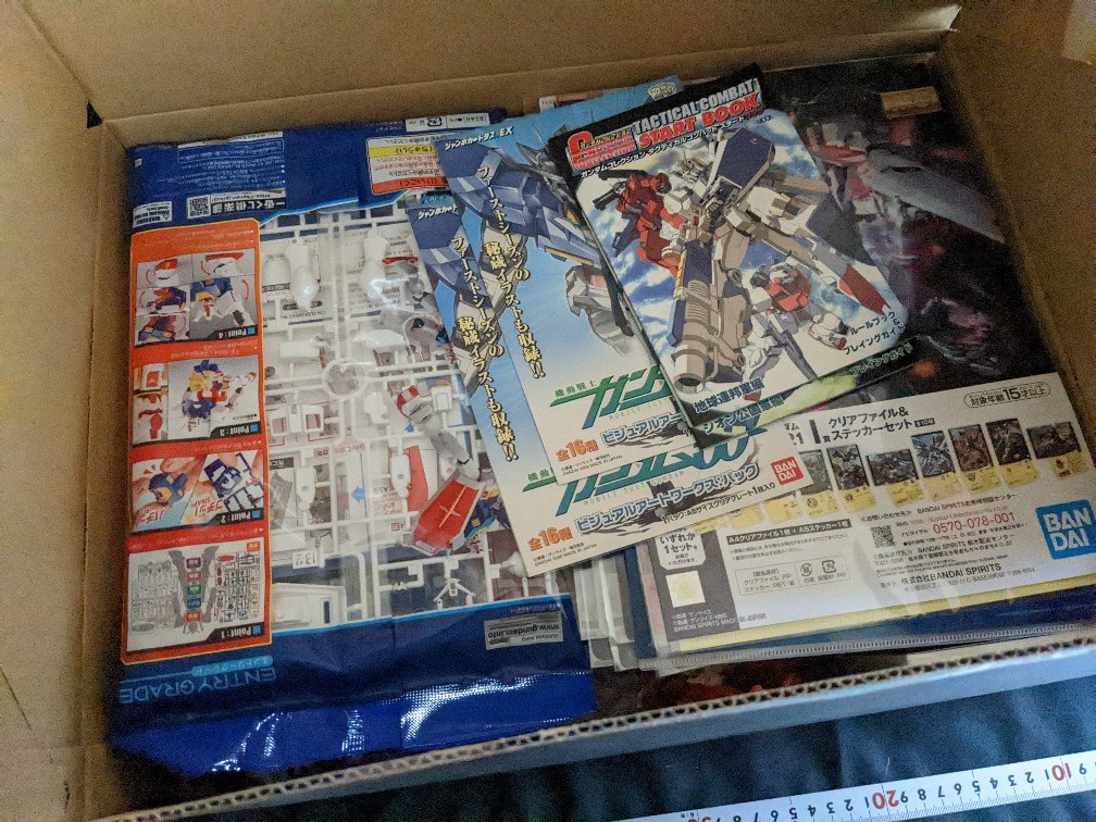 ☆機動戦士ガンダム ガンダム バインダー プラモデル 他 グッズ セット☆拍卖
