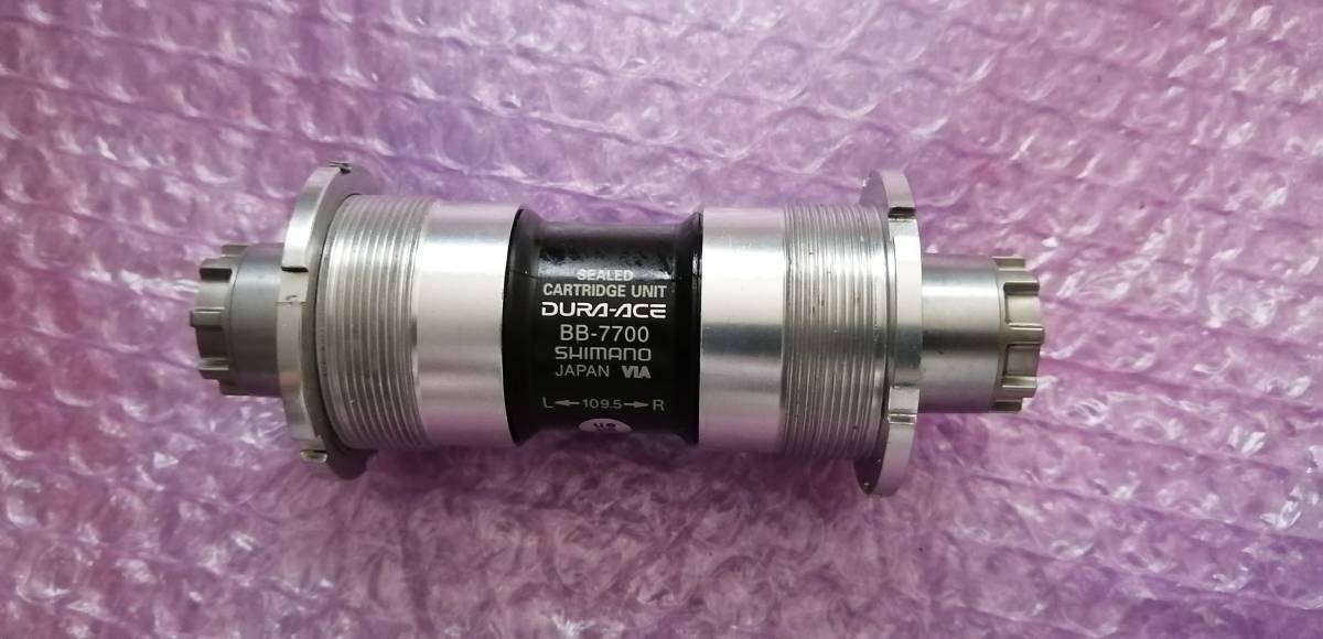 DURA-ACE デュラエース ボトムブラケット 77拍卖