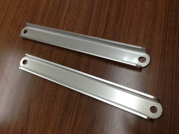 JZX110 ヴェロッサ SUS強化リヤメンバーブレース 補強拍卖