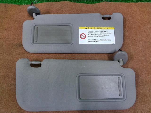 トヨタ(TOYOTA)ウィッシュ ZGE20W サンバイザー 左右セット拍卖