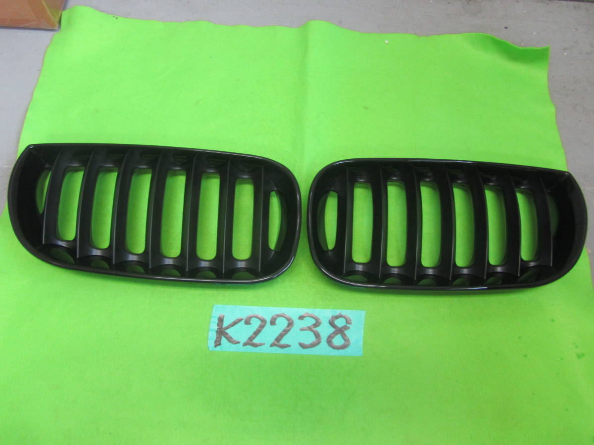 【新品】BMW Xシリーズ X3 前期用 社外 フロントグリル 左右セット K2238 拍卖