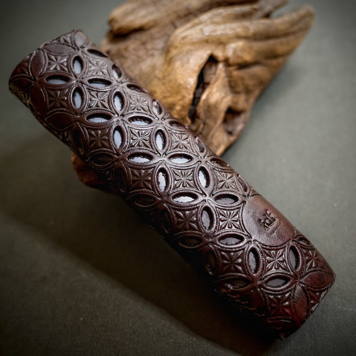 【iQOS ILUMA ONE】アイコス イルマ ワン ケース 〝Starburst Box Stamp〟 透彫拍卖